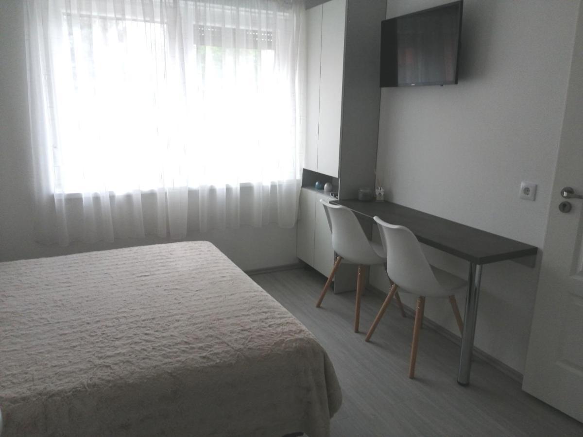 Werner Apartman Мохач Экстерьер фото