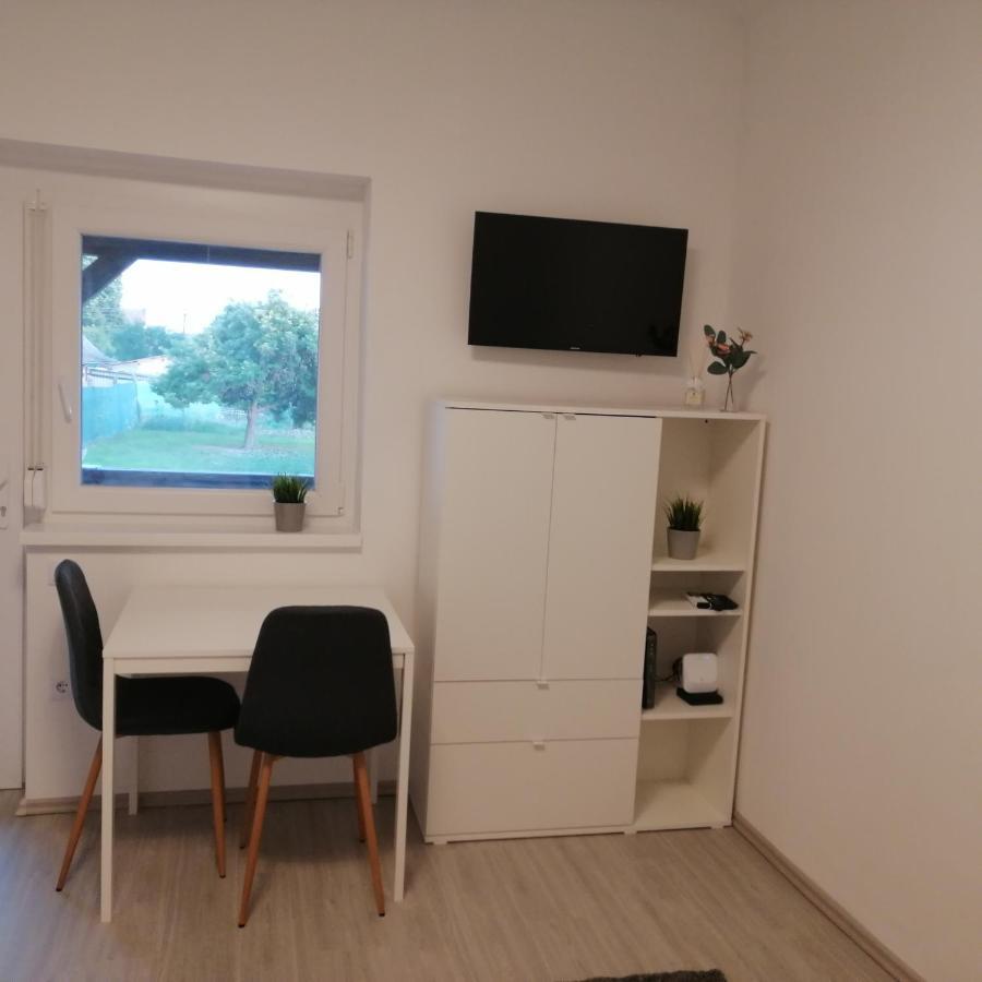 Werner Apartman Мохач Экстерьер фото